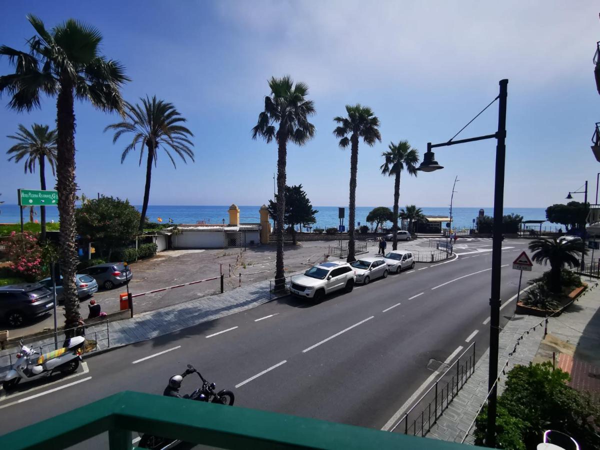 Affittacamere Montecarlo Laigueglia Extérieur photo