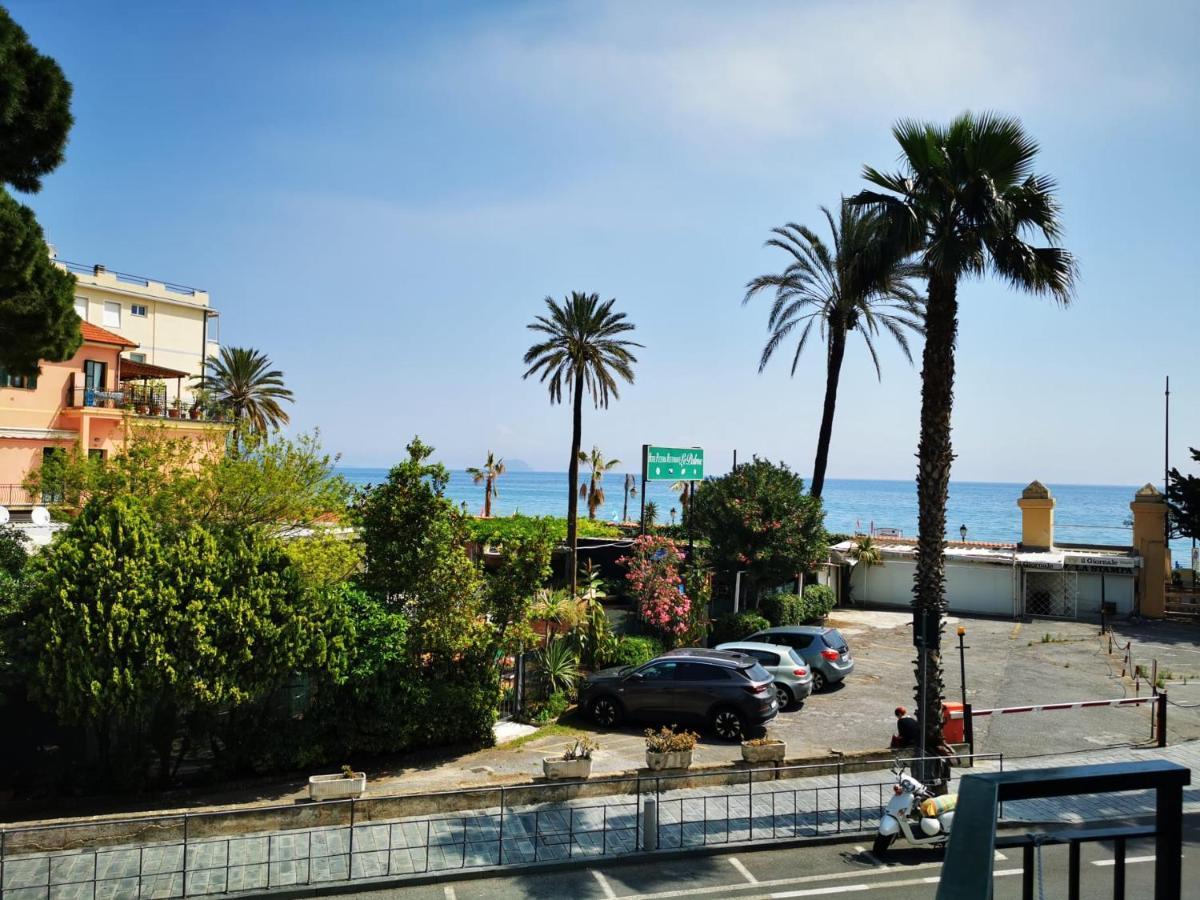 Affittacamere Montecarlo Laigueglia Extérieur photo